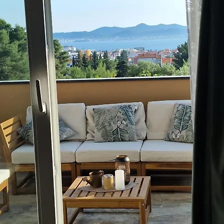 Maslina - Terrace And Stunning View Apartman